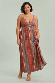 Robe longue fluide dos nu | Porté sur une silhouette plus ronde | Lounelle Paris