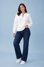 Sweat texturé col en V | Porté sur une autre silhouette | Lounelle Paris