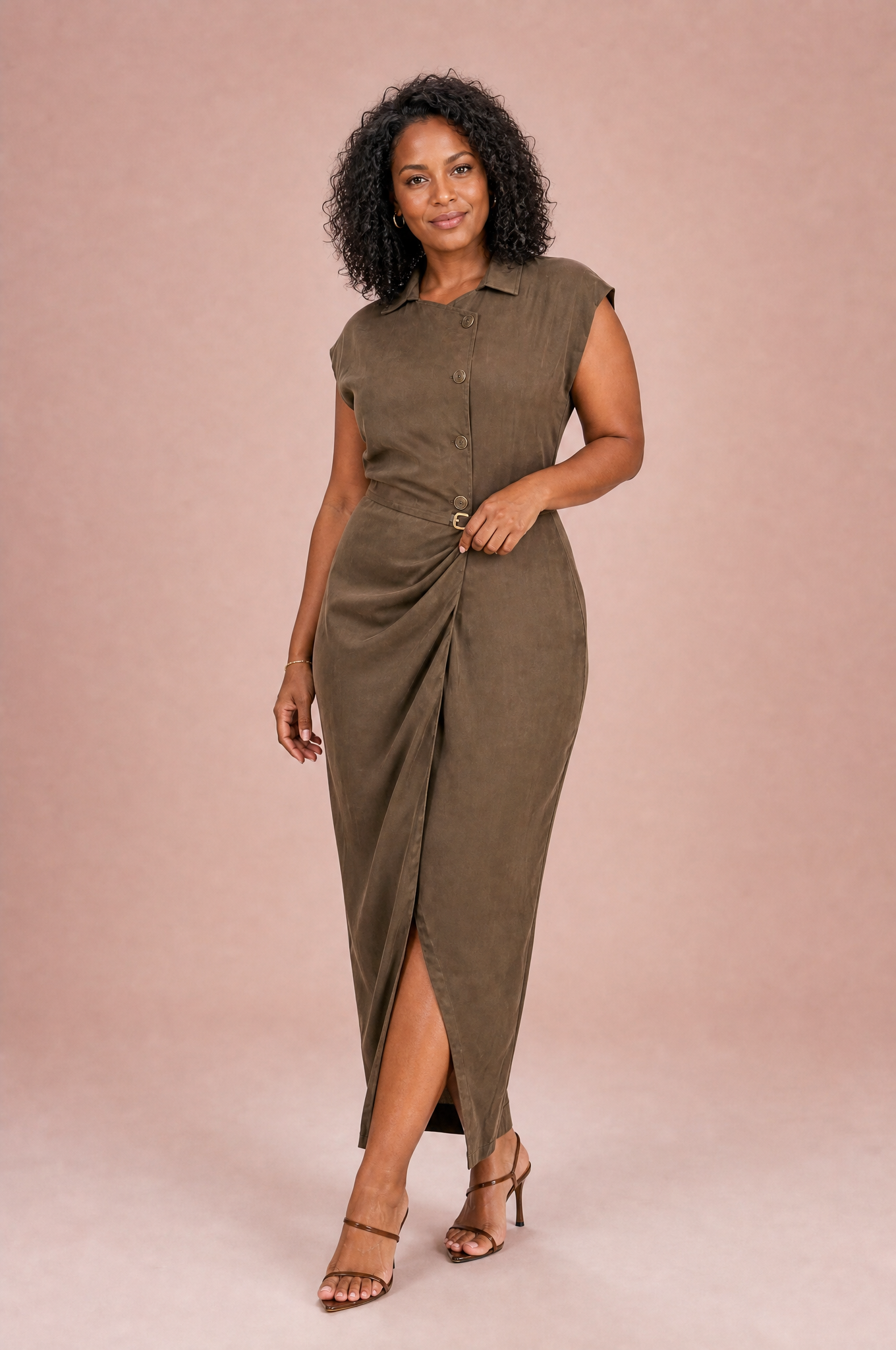 Robe longue marron col chemise | Porté sur une autre silhouette | Lounelle Paris