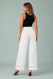 Pantalon blanc taille haute dentelle | Vue de dos | Lounelle Paris