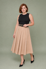 Robe noire bicolore sans manches | Porté sur une autre silhouette | Lounelle Paris