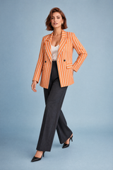 Orange stribet blazer i løs pasform