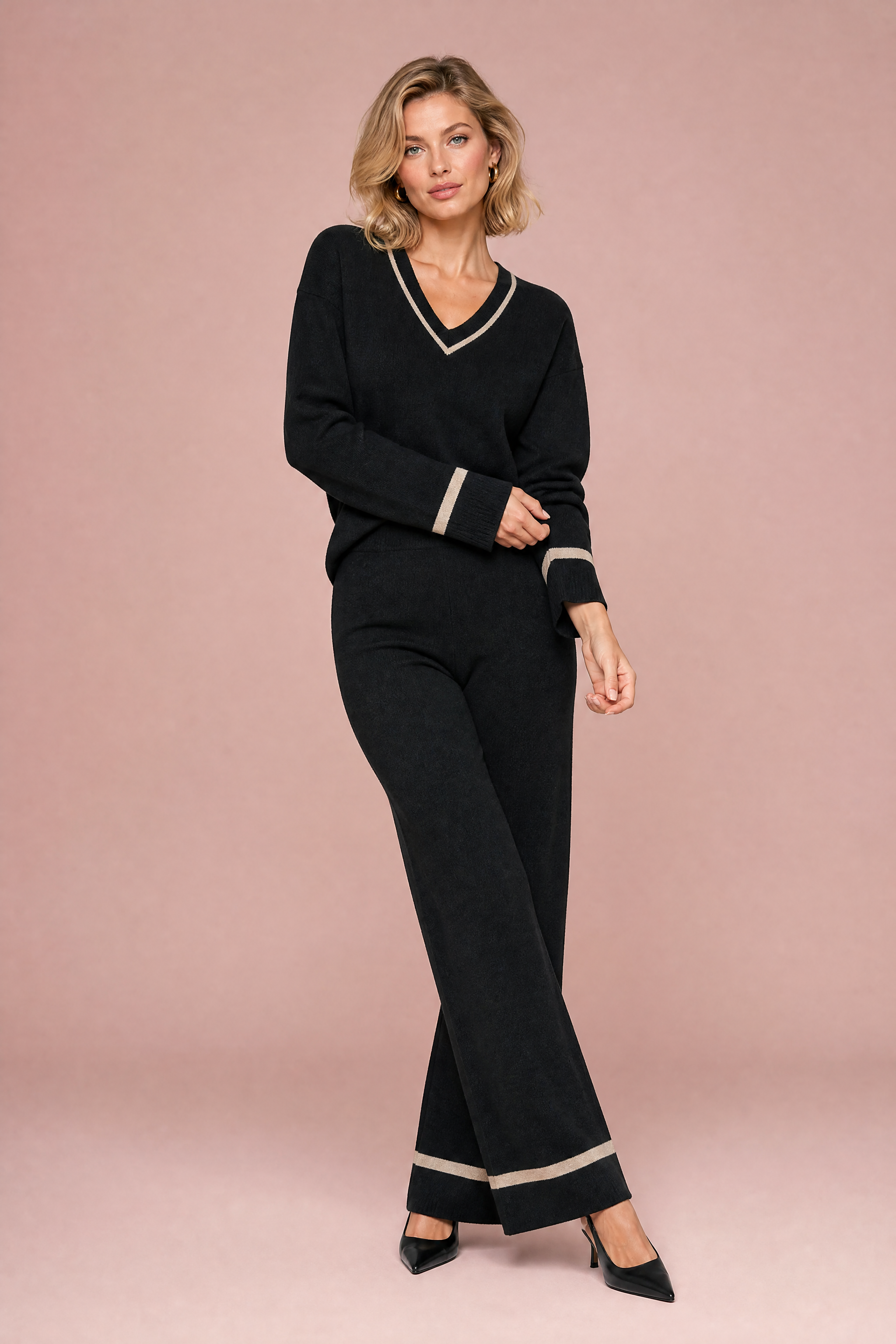 Ensemble pantalon noir bordures contrastées | Vue de face | Lounelle Paris