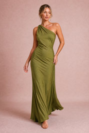 Robe vert olive asymétrique dos nu | Vue en mouvement | Lounelle Paris