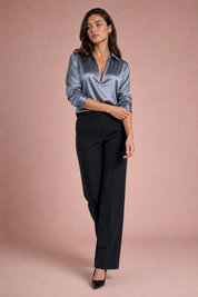 Chemise fluide col V | Vue en mouvement | Lounelle Paris