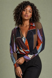 Chemise imprimée effet portefeuille | Vue rapprochée | Lounelle Paris