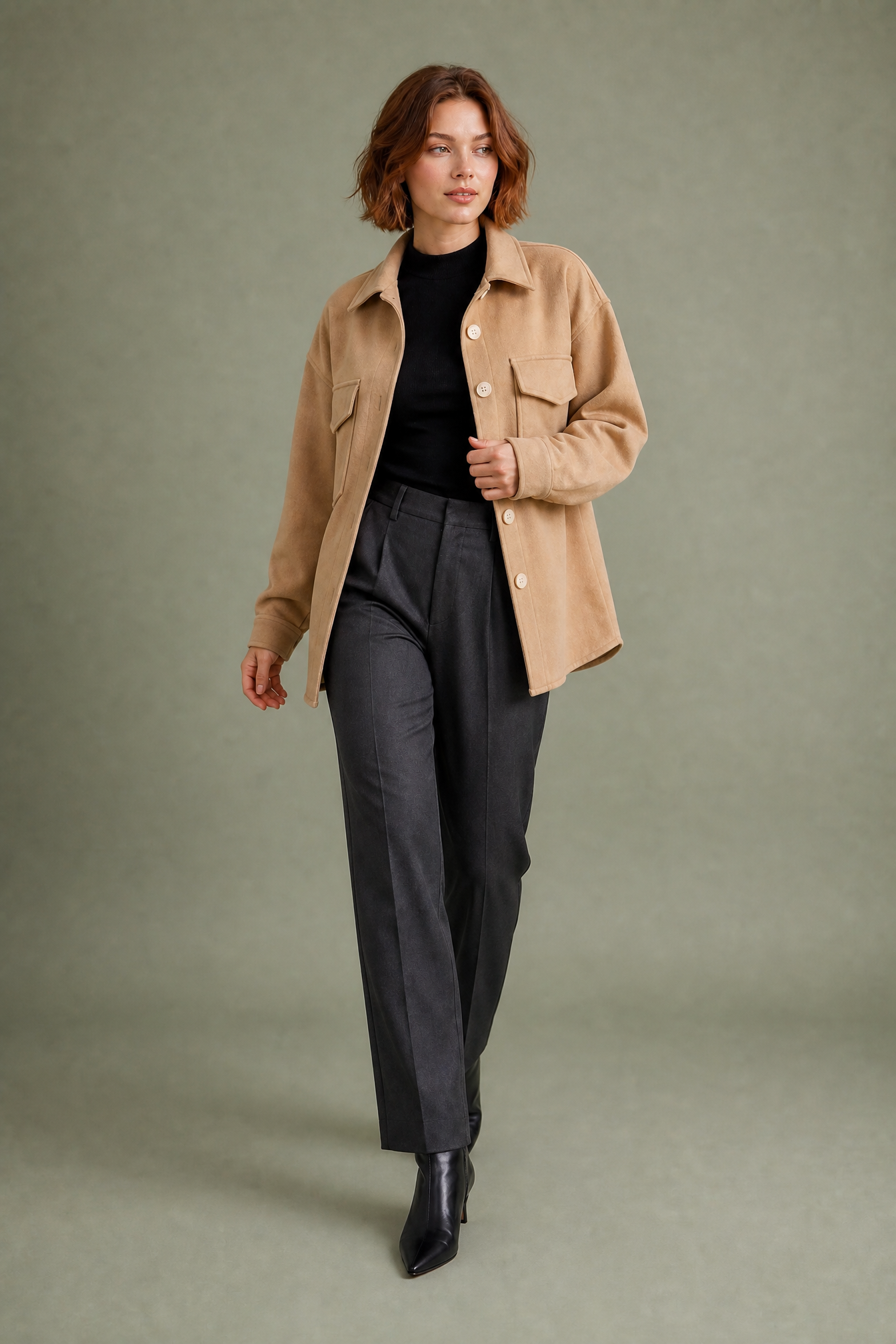 Manteau mi-long ample à revers | Vue en mouvement | Lounelle Paris