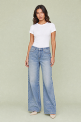 Blå jeans, høj talje, løs pasform
