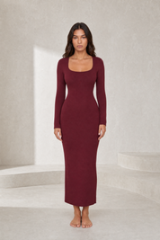 Robe longue bordeaux moulante col carré | Lounelle Paris