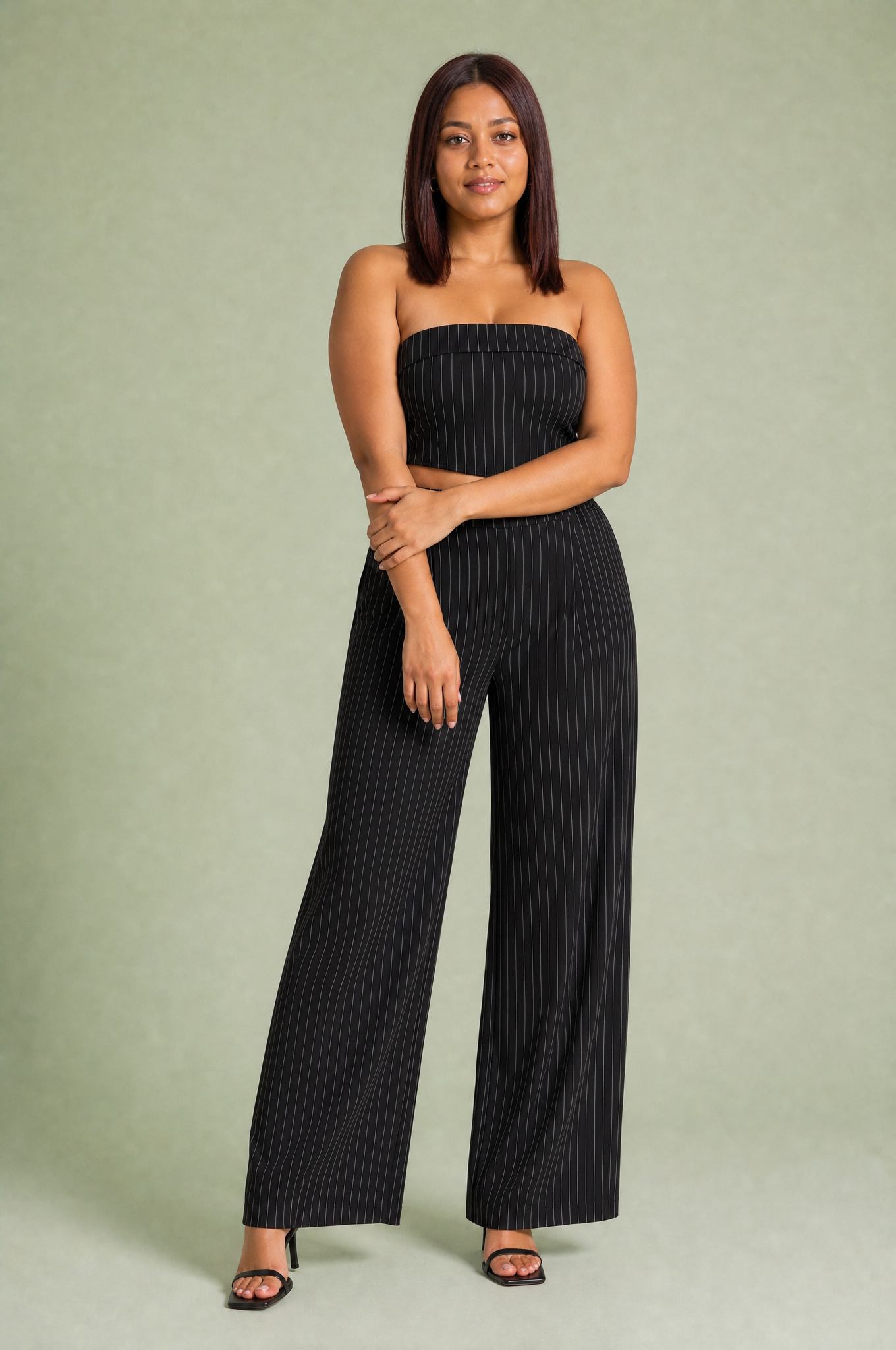 Ensemble rayé bandeau et pantalon large | Porté sur une autre silhouette | Lounelle Paris