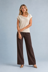 Asymmetrisk draperet beige T-shirt