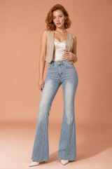 Blå vaskede højtaljede udsvingede jeans