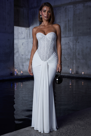 Robe longue bustier drapée | Deuxième photo lifestyle | Lounelle Paris