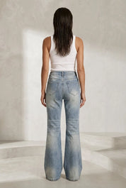 Jean bleu délavé coupe évasée | Lounelle Paris
