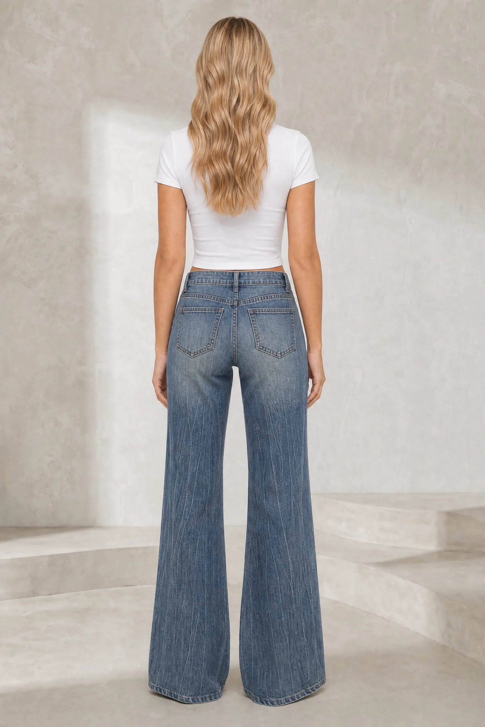 Jean flare bleu foncé taille mi-haute | Lounelle Paris