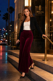 Pantalon large bordeaux taille haute en velours | Deuxième photo lifestyle | Lounelle Paris