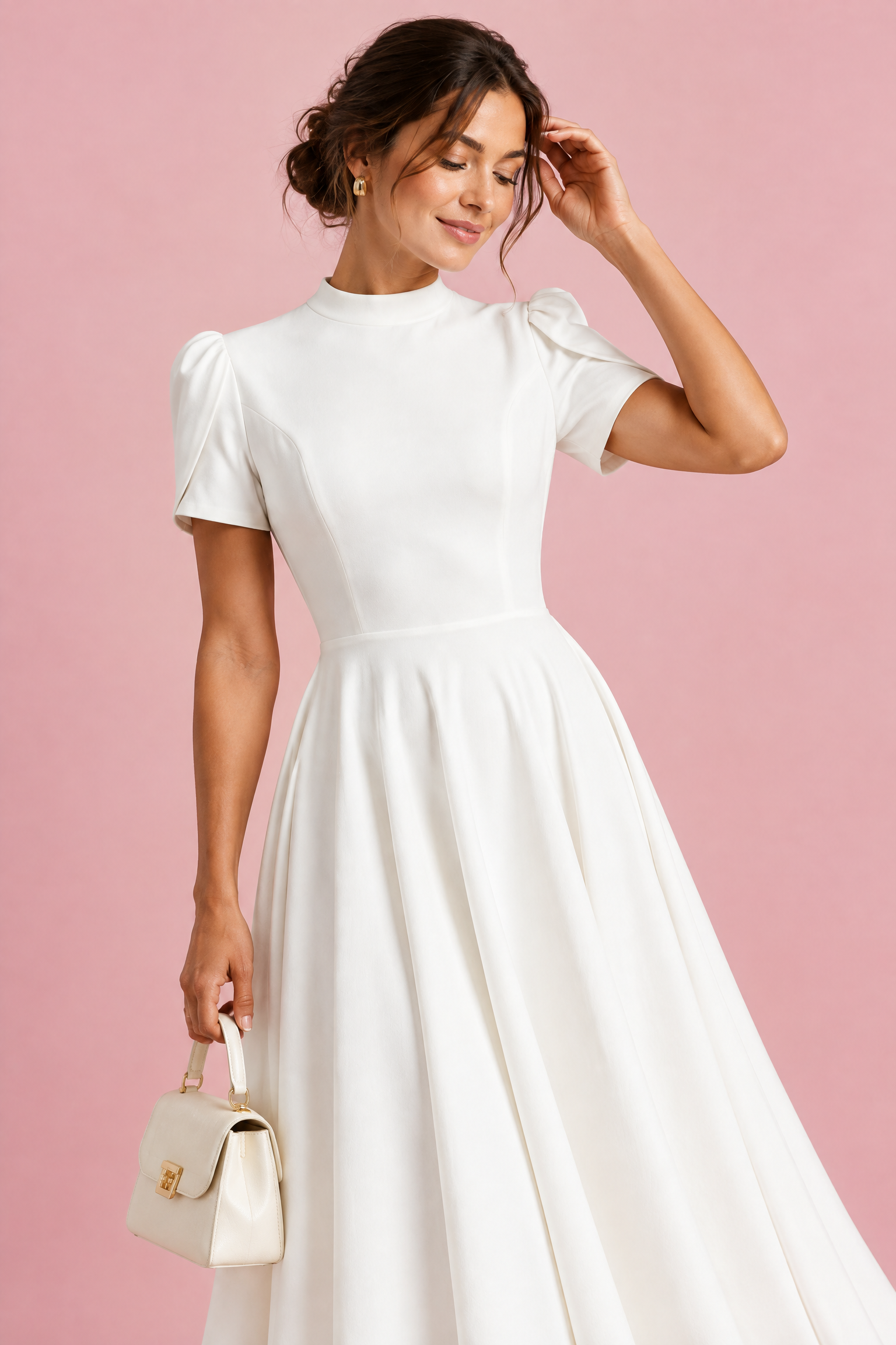 Robe midi blanche à col montant et manches bouffantes | Vue rapprochée | Lounelle Paris