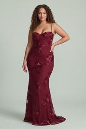 Robe longue bordeaux à broderies florales | Porté sur une autre silhouette | Lounelle Paris