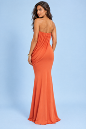 Robe longue orange à col montant et détails volantés | Vue de dos | Lounelle Paris