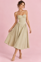 Beige midi-kjole med bustieroverdel