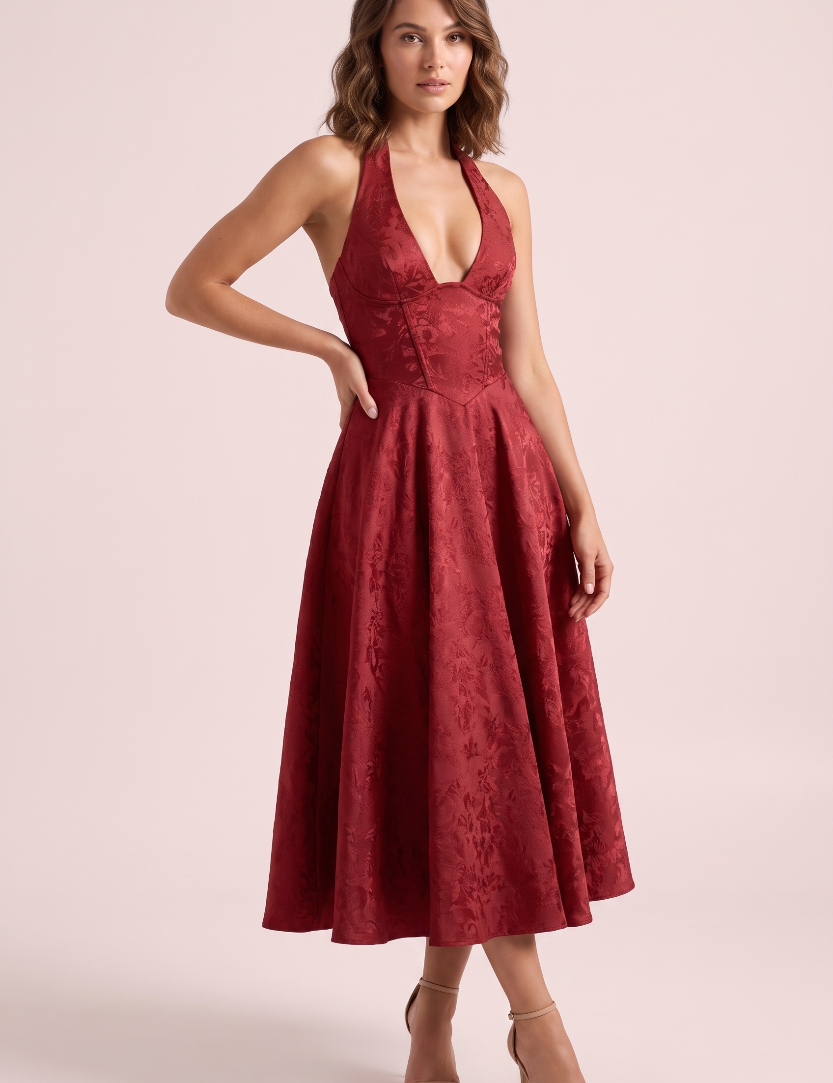 Robe midi bordeaux en dentelle à décolleté plongeant | Vue de face | Lounelle Paris