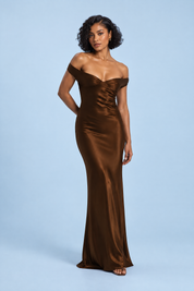 Robe longue froncée marron épaules dénudées | Vue de face | Lounelle Paris