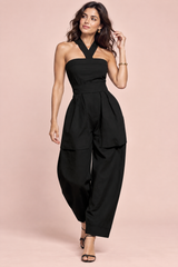 Jumpsuit med halterneck og vide ben – sort