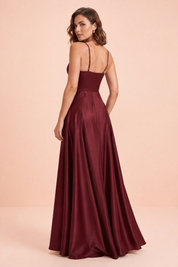 Robe longue satinée bordeaux à col V | Vue de dos | Lounelle Paris
