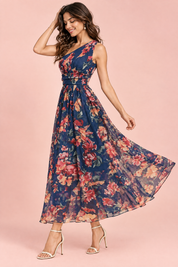 Robe longue fleurie bleue à une épaule, coupe trapèze | Vue de dos | Lounelle Paris