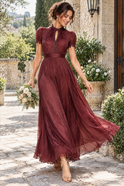 Robe longue bordeaux à volants | Photo lifestyle | Lounelle Paris