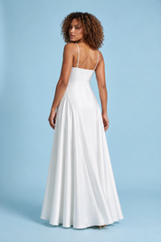 Robe longue satinée blanche à col V | Vue de dos | Lounelle Paris
