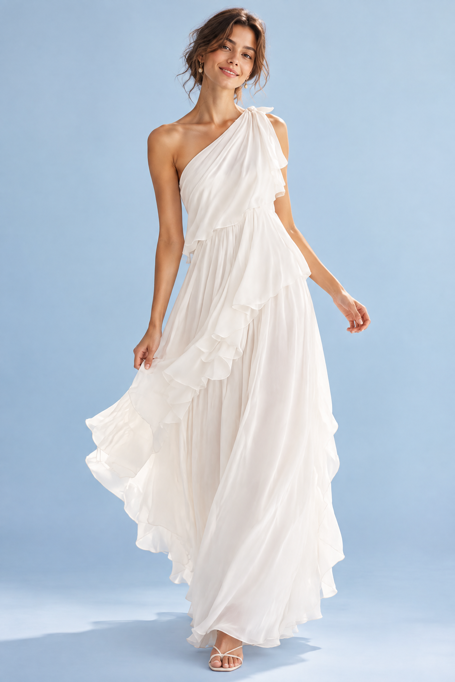 Robe blanche asymétrique à volants | Vue de face | Lounelle Paris