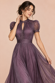 Robe longue violette à volants | Vue rapprochée | Lounelle Paris
