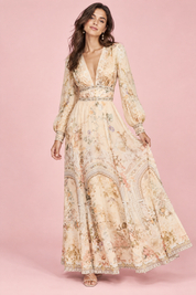 Robe longue écrue à col V et manches bouffantes | Vue de face | Lounelle Paris