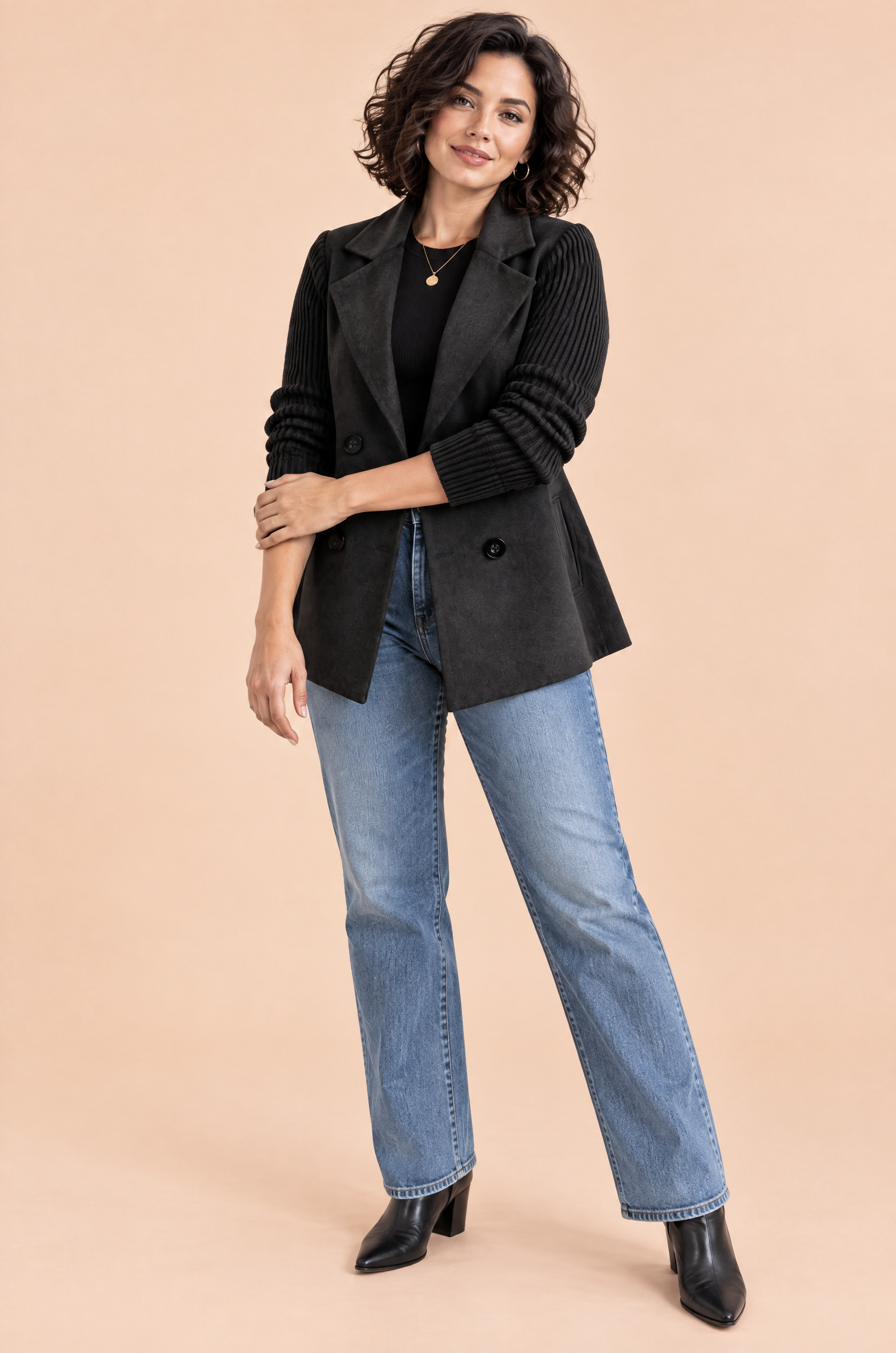 Blazer noir croisé à revers | Porté sur une autre silhouette | Lounelle Paris