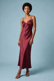 Robe nuisette longue bordeaux à dentelle | Vue de face | Lounelle Paris