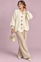 Oversized cardigan med krave i creme