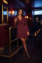 Robe à pois col V | Deuxième photo lifestyle | Lounelle Paris