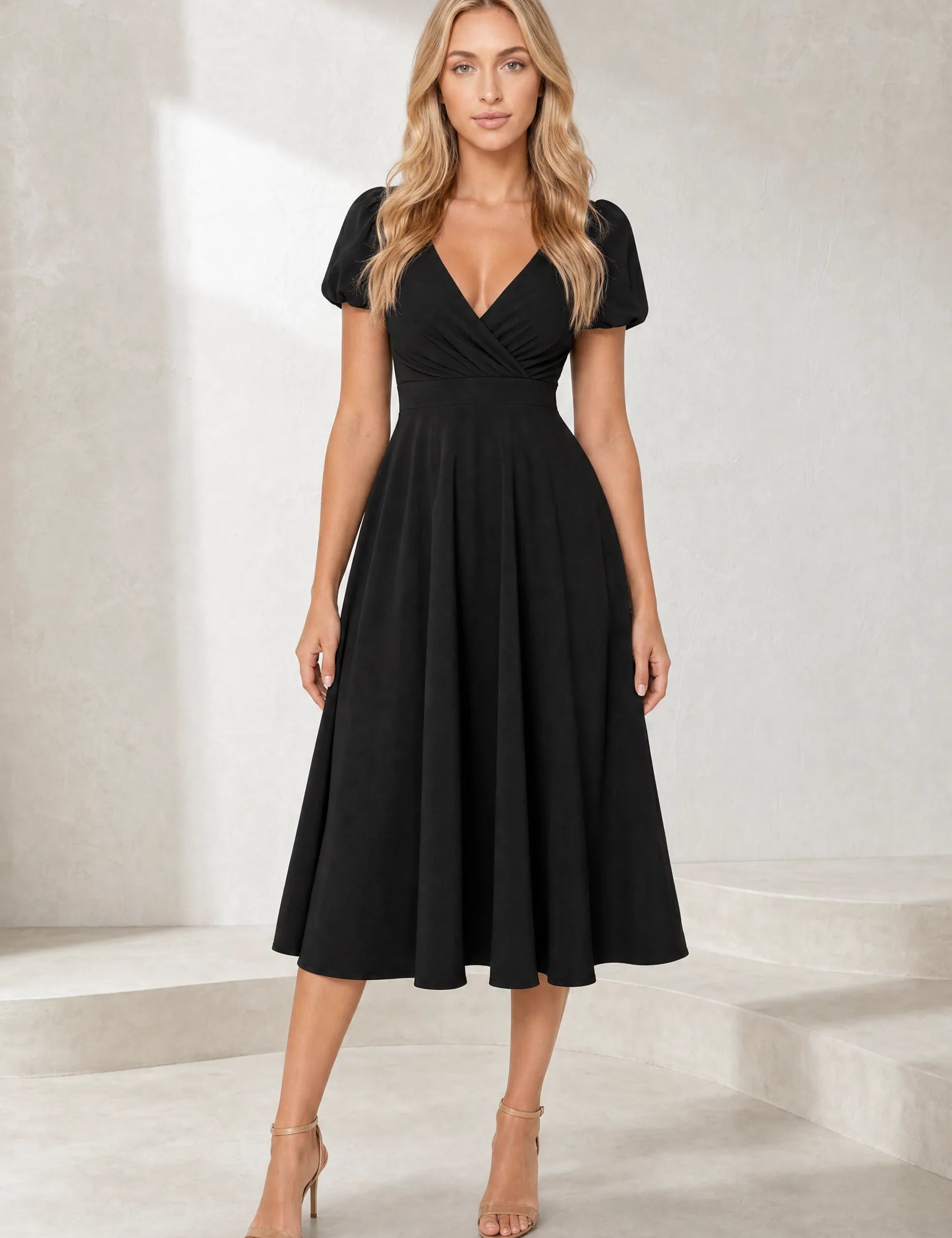 Robe col V croisé manches bouffantes | Lounelle Paris