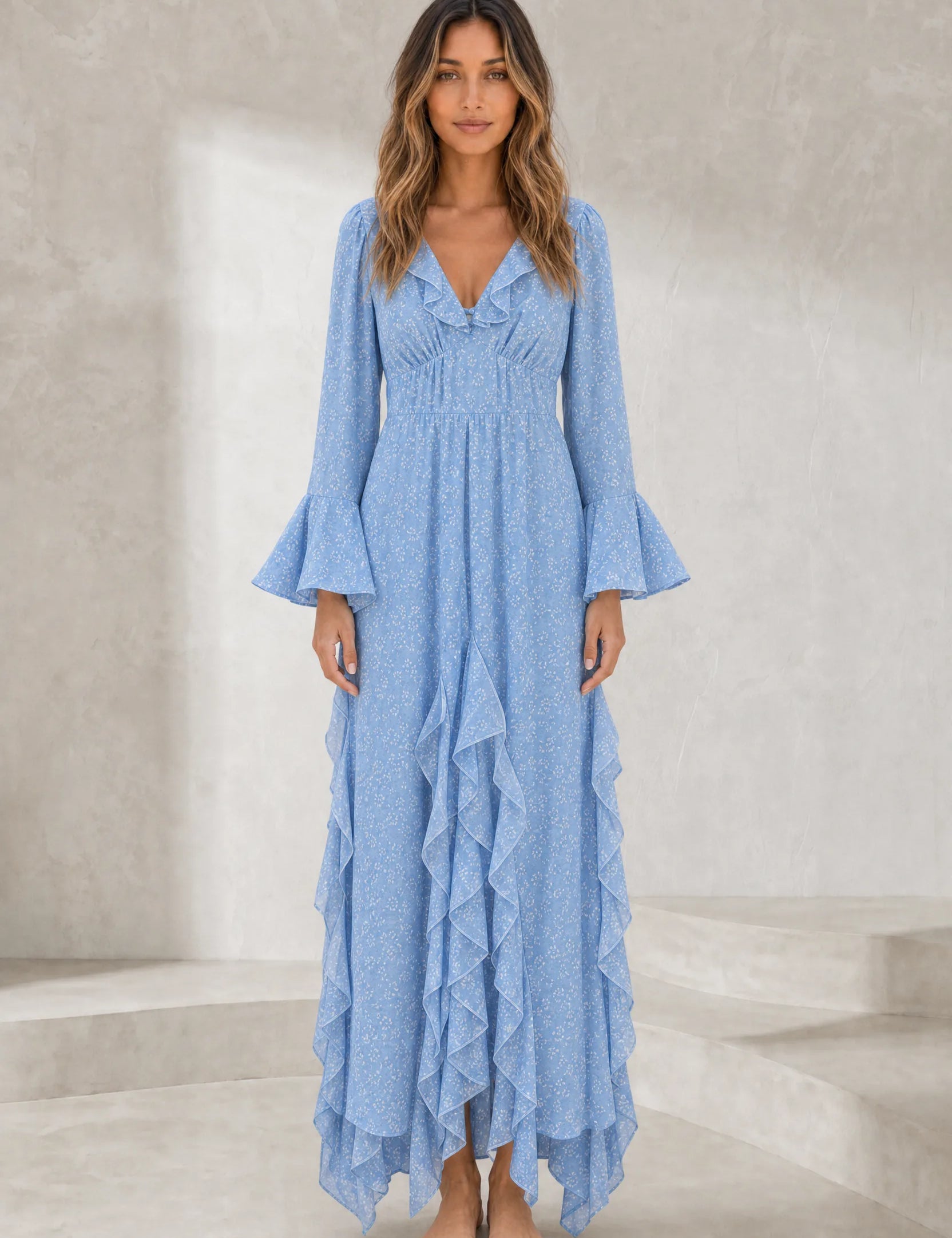 Robe longue bleue à volants | Lounelle Paris