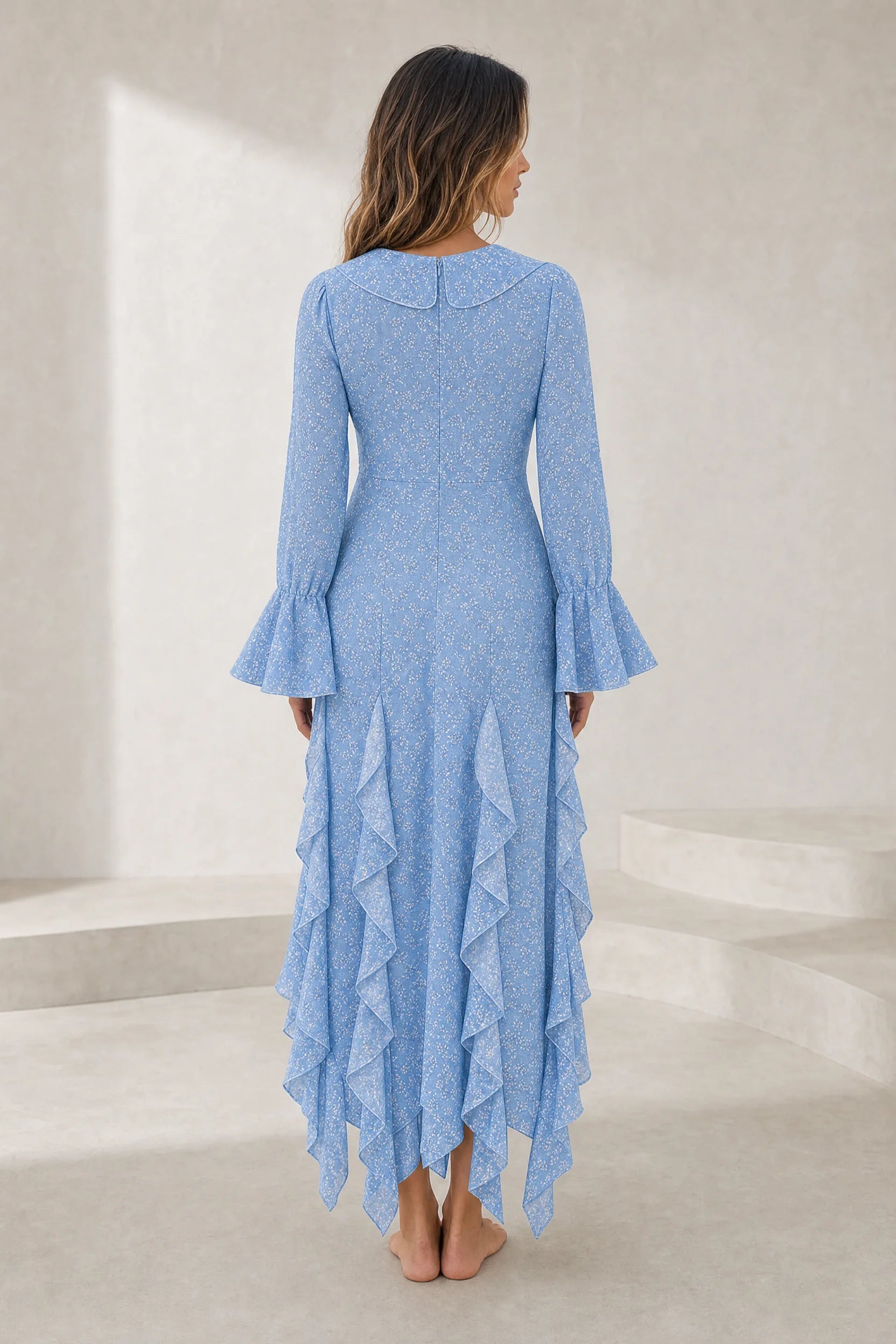 Robe longue bleue à volants | Lounelle Paris