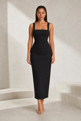 Robe longue col carré ajustée
