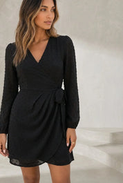 Robe noire cache-cœur manches longues | Lounelle Paris