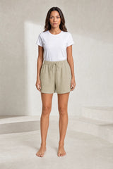 Short ample à taille élastique