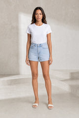 Short en jean bleu taille haute